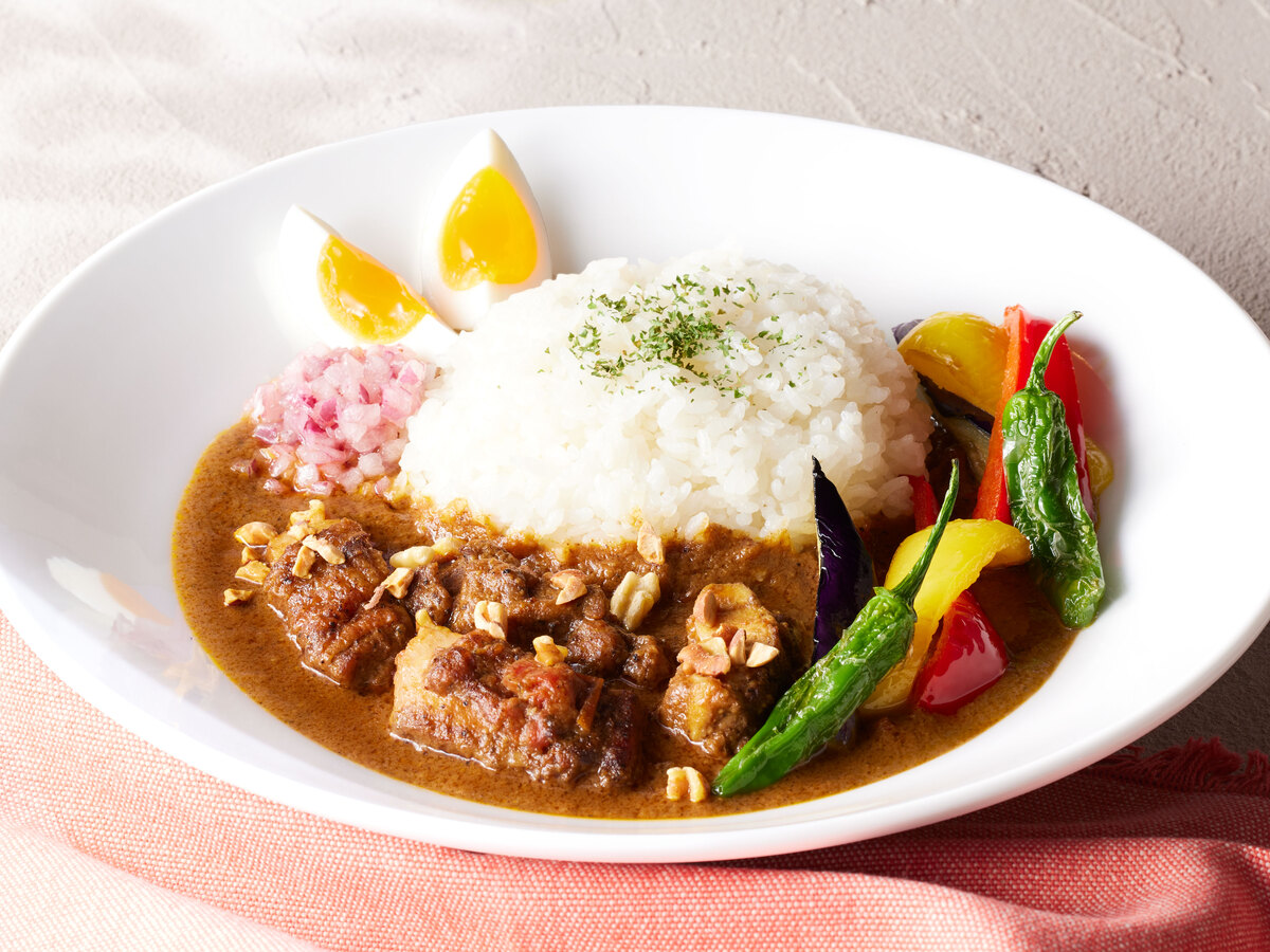 夏野菜とカリブチキンのスパイスカレー(1,188円)