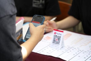 学園祭の支払いも「PayPay」! 横須賀高校で導入、ほぼ完全キャッシュレスを実現