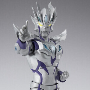 ウルトラマンゼロ』S.H.Figuartsに「ウルトラマンベリアル」が
