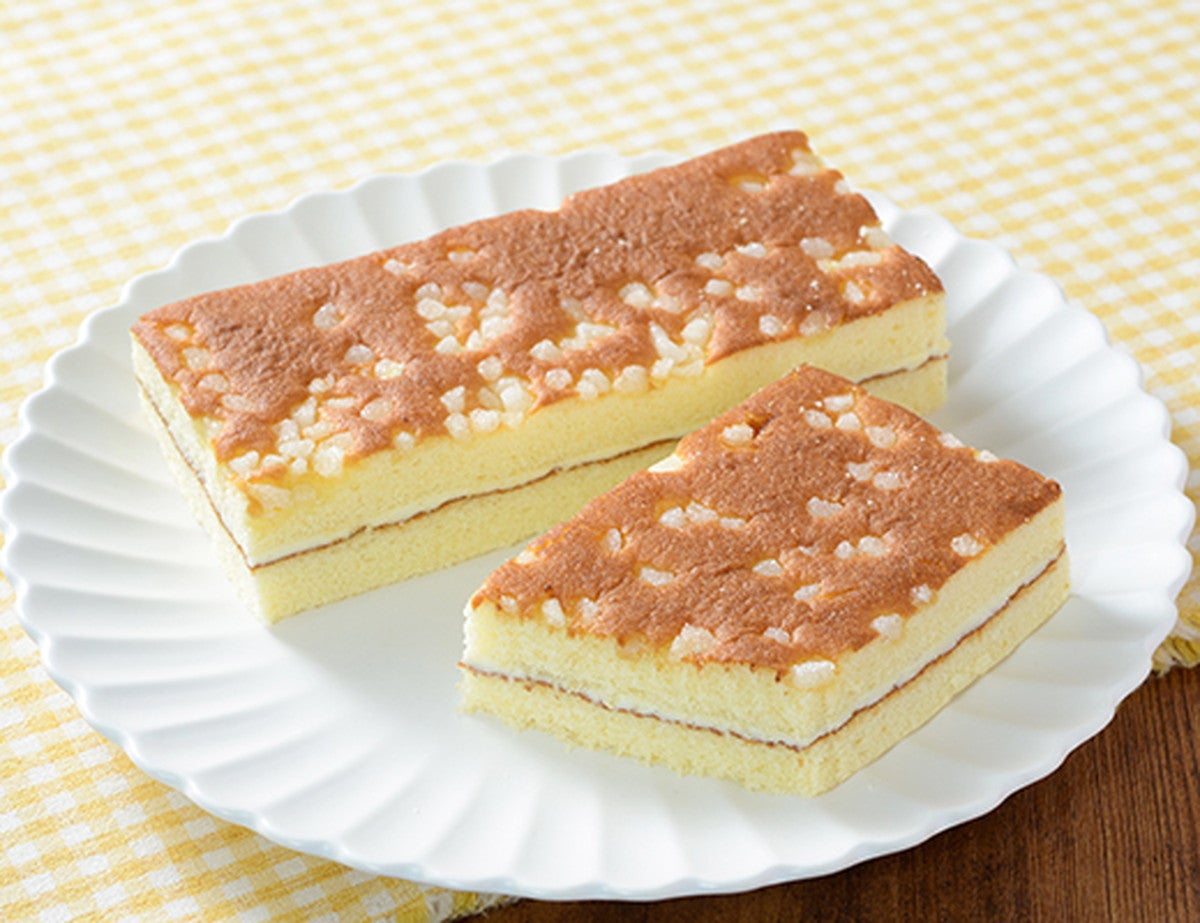 「シャリっと食感のカステラケーキ 2個入」(160円)