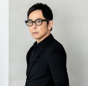 徳永英明、最新公演や25年前のライブ映像などから孤高のボーカリストを大特集