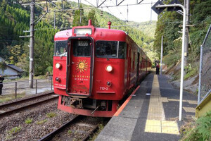 JR九州713系で行く日豊本線「夜行の旅」「木造100年駅舎を巡る旅」