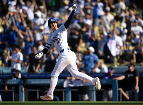 53号本塁打を放った大谷翔平