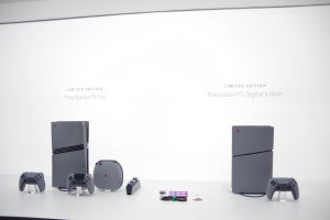 【TGS2024】座って遊べるプレイステーションブース、「PS5 Pro」や「30周年記念アイテム」展示も！