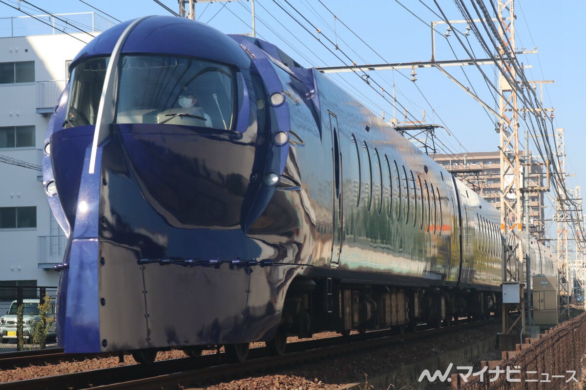 南海電鉄「ラピート」高野線に! 11/2運転「南海電車まつり」会場へ | マイナビニュース