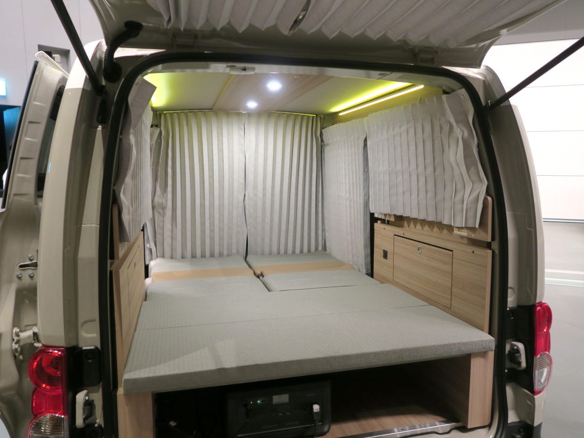 日産「NV200バネット MYROOM」