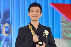 草なぎ剛「テレビドラマが大好き」 東京ドラマアウォード主演男優賞受賞で熱い思い語る