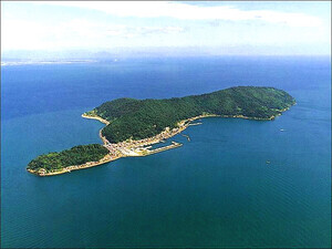 琵琶湖に浮かぶ有人島の魅力とは? 固有種のフナやマスは滋賀県近江八幡市のふるさと納税返礼品に