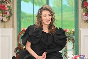 萬田久子、19歳まで服は母の手作り　トレードマークの帽子も母が製作