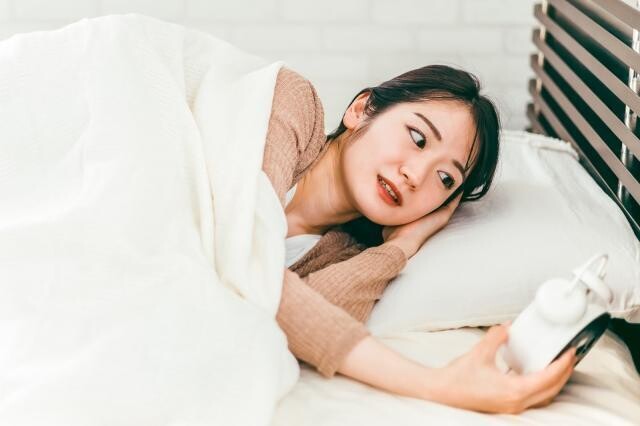 「朝活」で時間を有効活用したいのに、早起きできない…悩む相談者に“朝活経験者”からのアドバイス続々