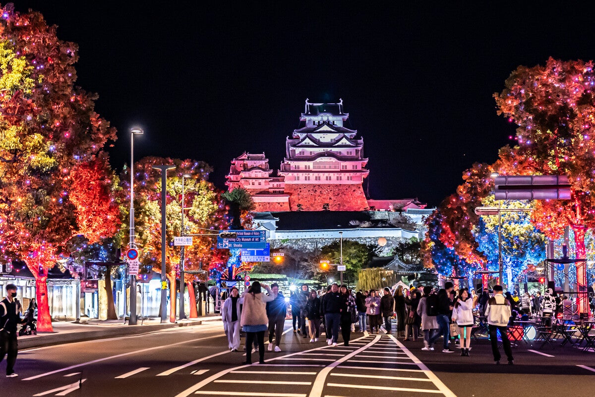 【兵庫県姫路市】駅前からお城周辺まで25万球のLEDが彩るイベント、人気のふるさと納税返礼品とは?