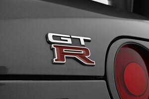 新たな“古いクルマとのかかわり方”日産「R32EV」を東京オートサロン2025で参考展示