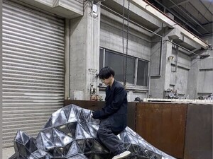 「うぉー!!! かっけぇ!!」美大生のとある生物の作品が話題に!「何この未来感」「めちゃめちゃよき」