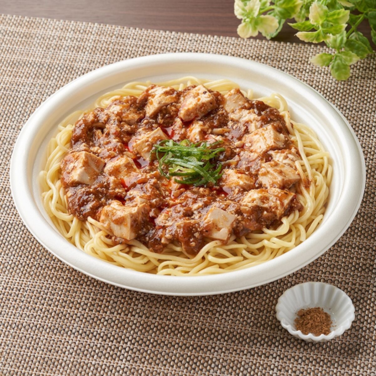 「しびれる辛さ！麻婆焼そば」(530円)