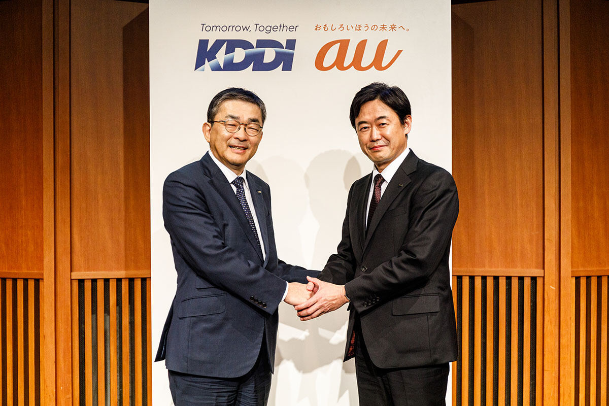 フォトセッションでの両氏