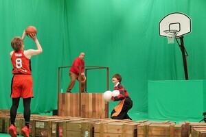 浮所飛貴「これが特番優勝モンスターや!」 アスリート相手に自慢の運動神経を見せる