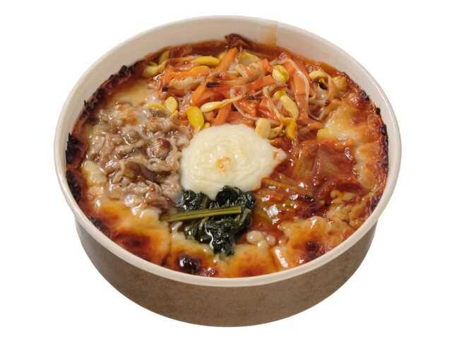 「混ぜて食べるチーズ焼きビビンバドリア」(537円)