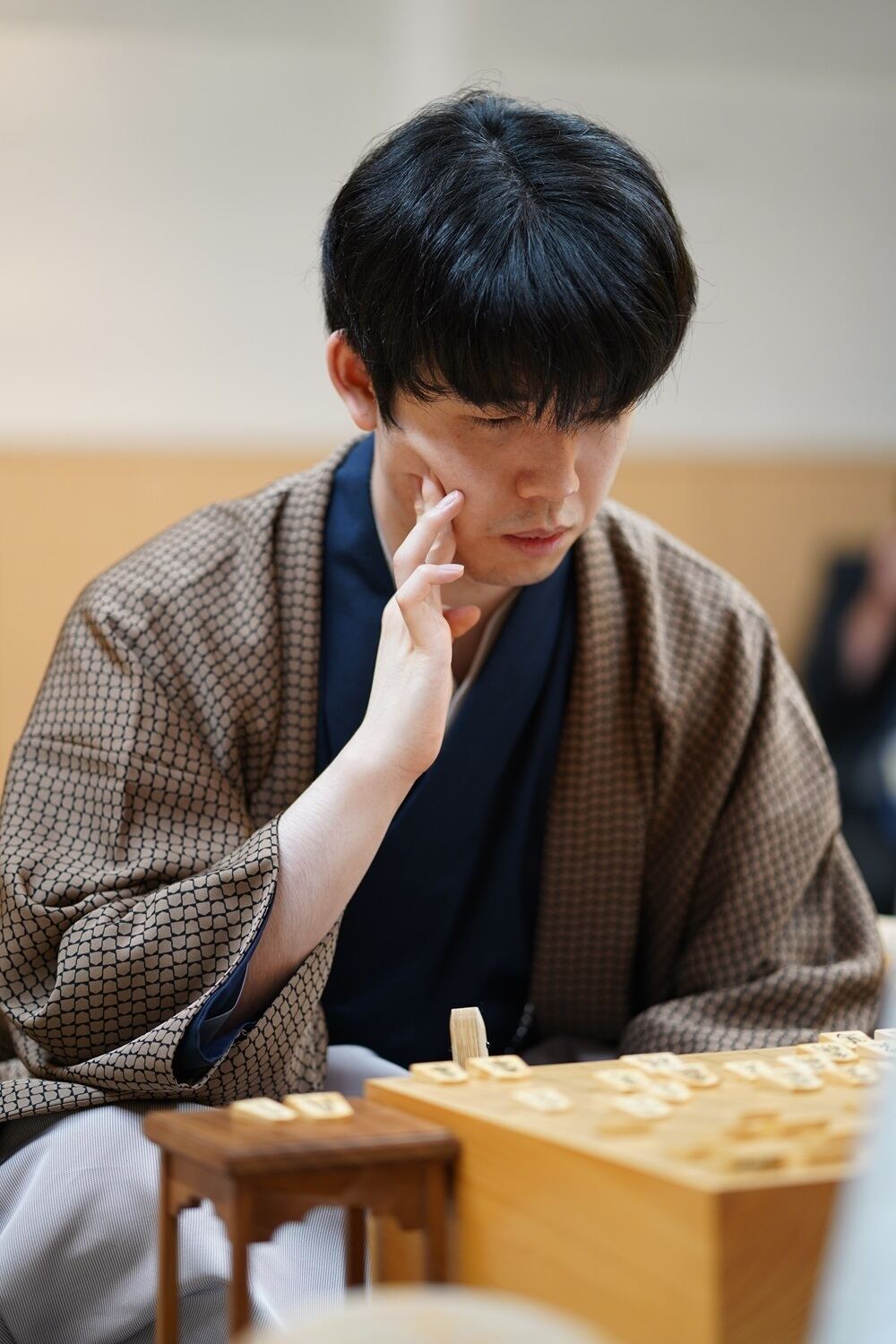 藤井竜王・名人は次戦で鈴木大介九段―糸谷哲郎八段戦の勝者と対戦する（写真は第９期叡王戦五番勝負第４局のもの　提供：日本将棋連盟）