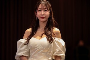 「なんか今日いっぱい汗かいちゃった」　美人ショーダンサーが“モテテク”披露