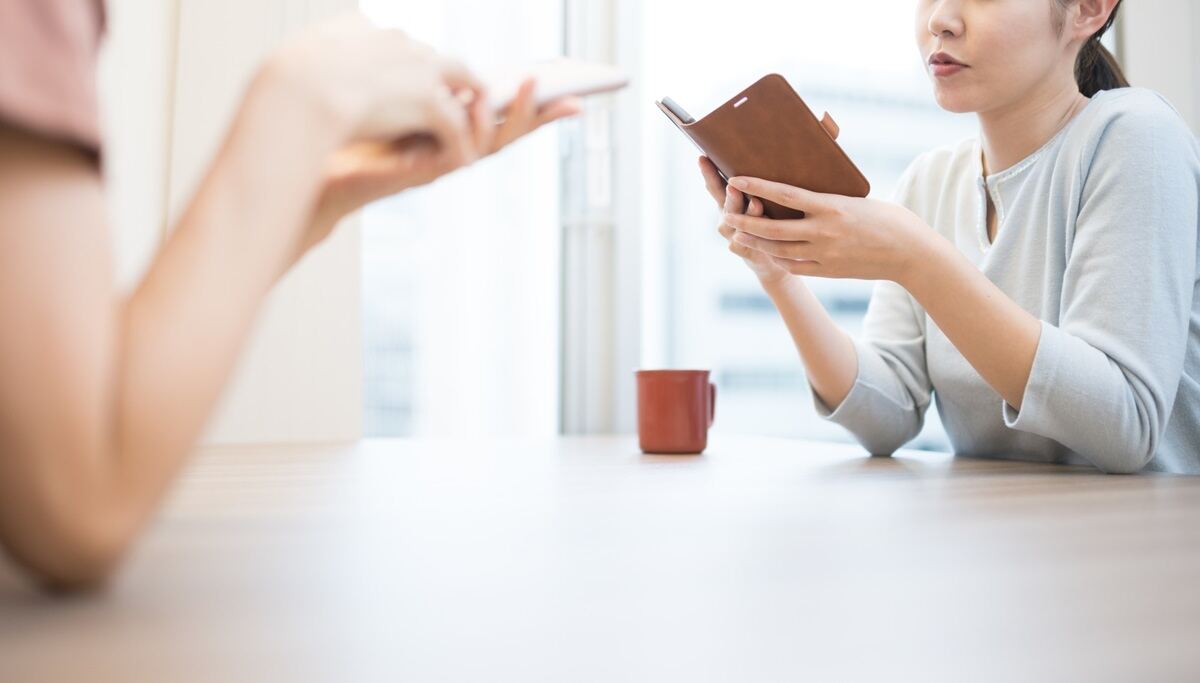 LINEグループを退会するのが気まずい理由