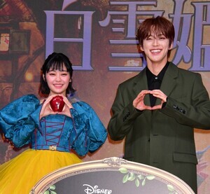 吉柳咲良、JO1の河野純喜と初対面! 運命の出会いは「石原さとみさん」