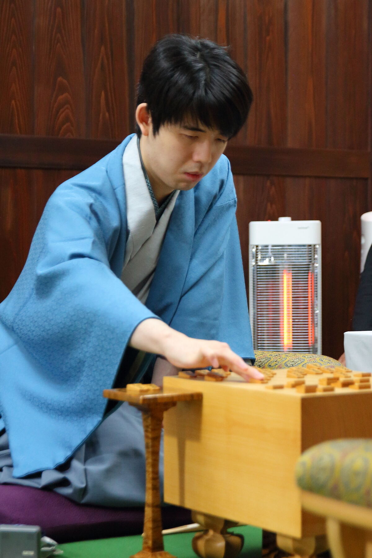藤井王将は意表の２手目について「後手番で苦戦することが多く、いろいろな形を試してみたかった」と用意の作戦だったことを明かした（提供：日本将棋連盟）