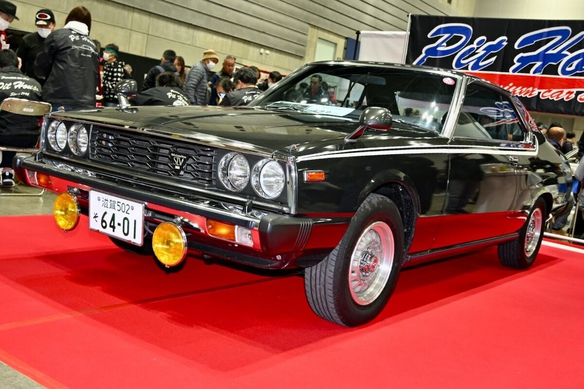 日産自動車「スカイライン ジャパン」(C210型)の特別限定モデル「ブラッキー」