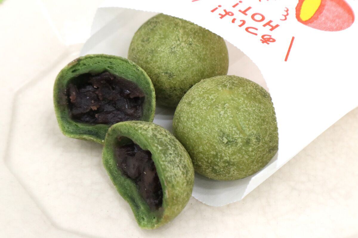 ちゃんとよもぎ感のある味わいと優しい粒あんがマッチ