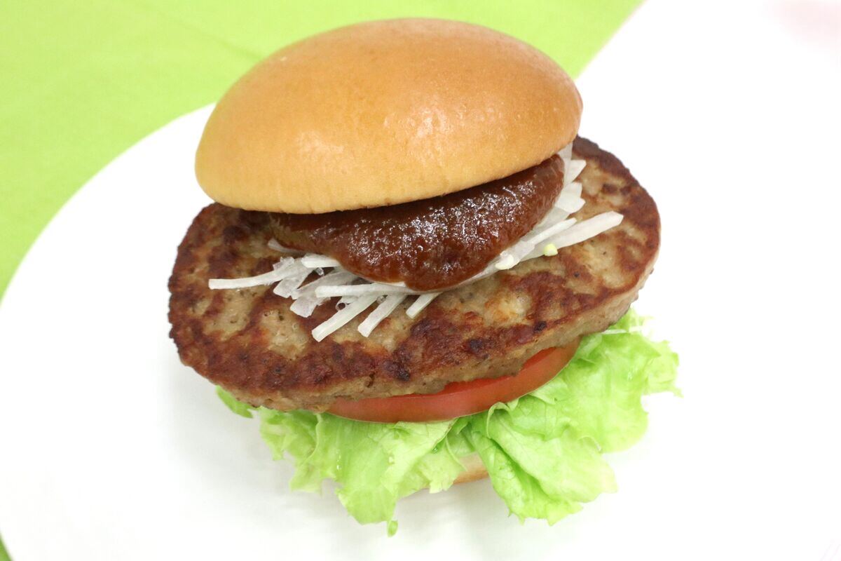 「新とびきりトマト＆レタス～和風ジンジャーソース～」670円