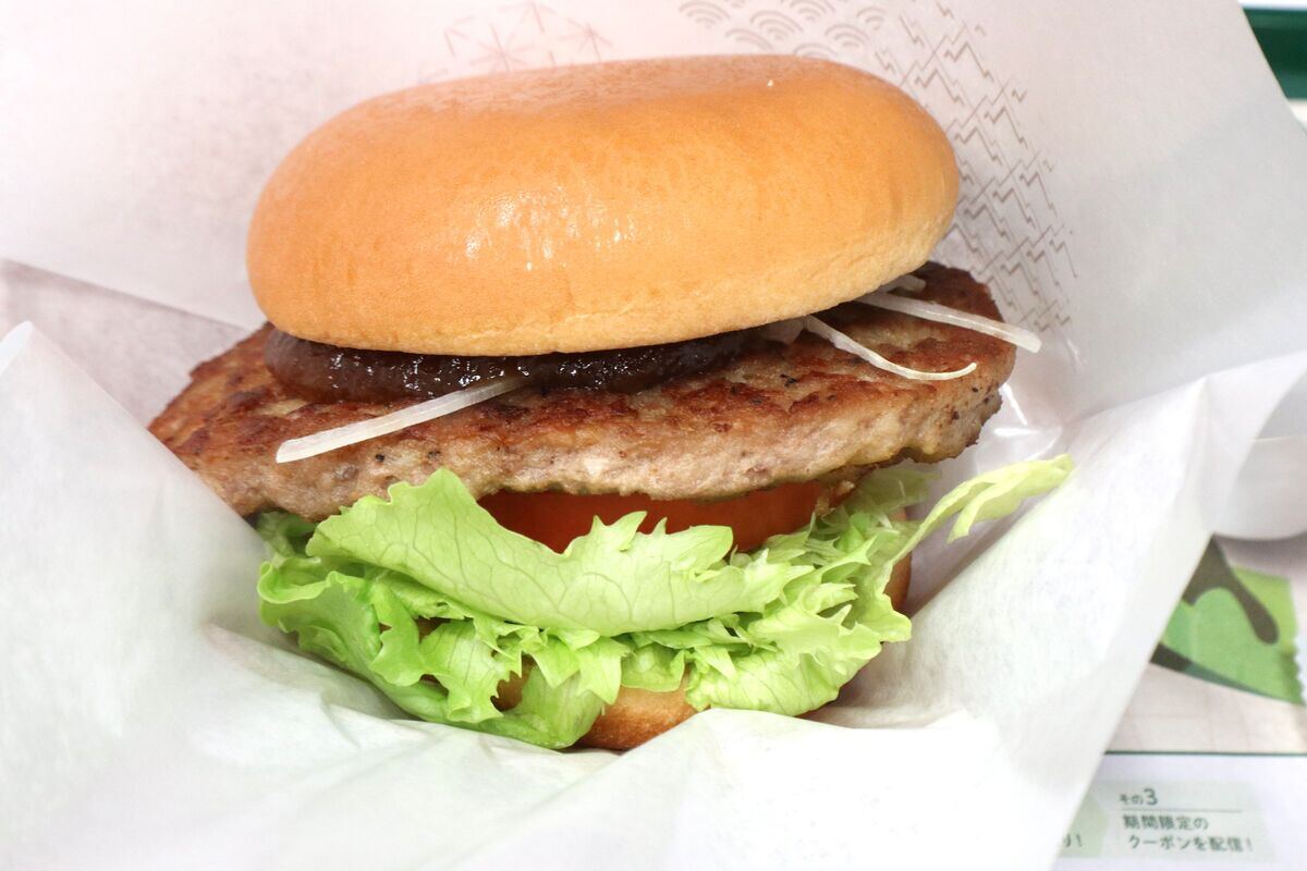  野菜の美味しさも味わえるバーガー