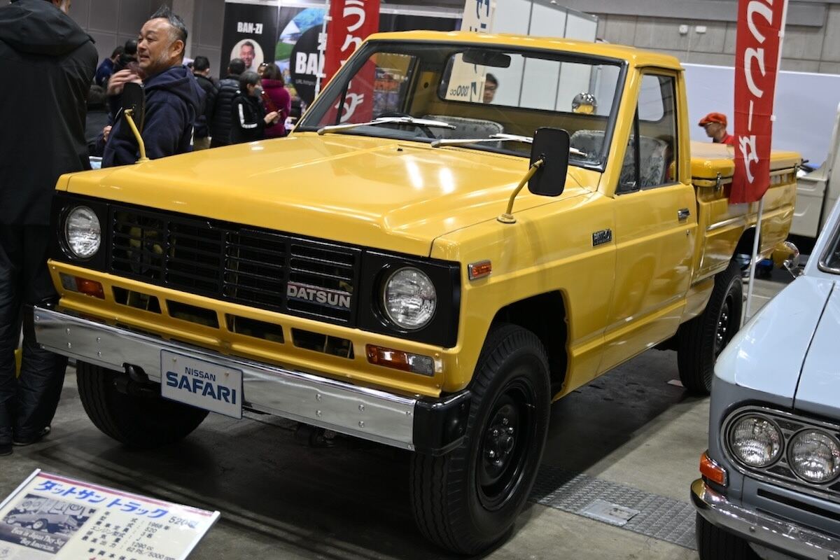 日産「サファリ」ベースのピックアップトラック