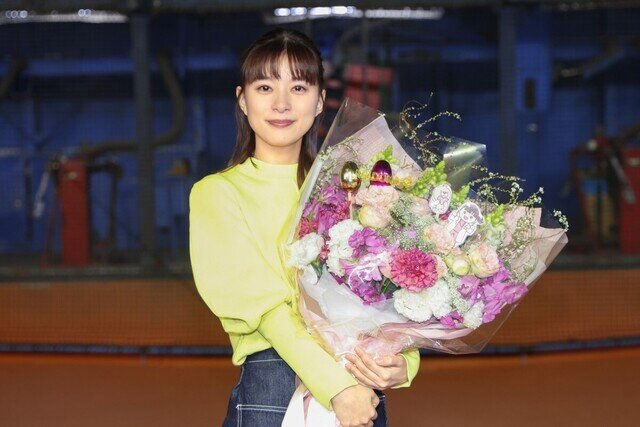 『まどか26歳』芳根京子、笑顔と涙の撮了「寂しい」 鈴木伸之らも思い語る