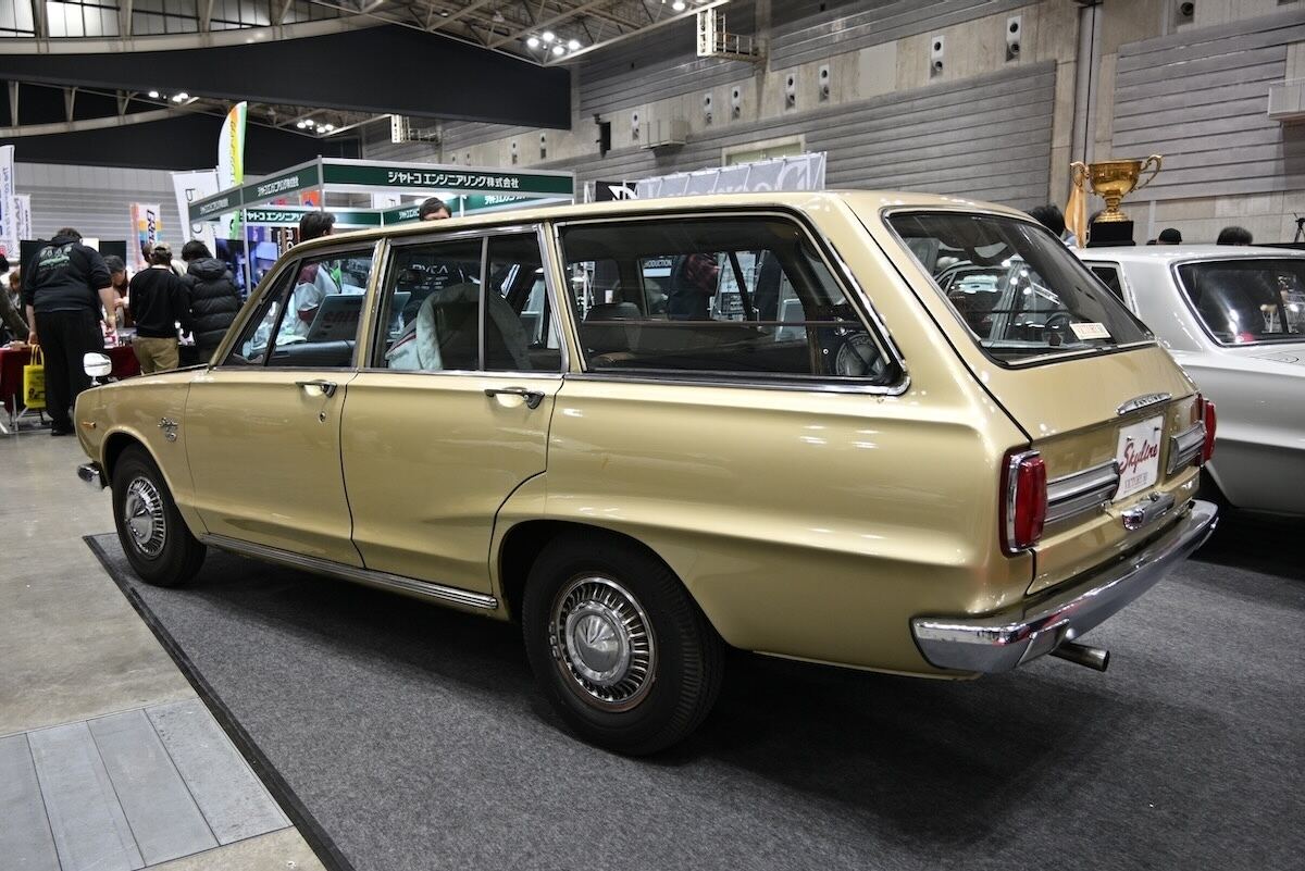 日産「スカイラインバン」