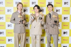 Mrs. GREEN APPLE、2度目の「Video of the Year」受賞に感激「信じられない」
