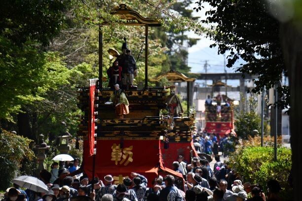 【岐阜県美濃市】歴史情緒ある街並みを「花みこし」が練り歩くお祭り、新着のふるさと納税返礼品とは?