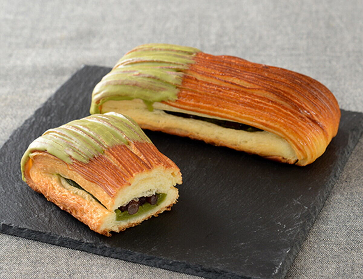「バター香るパンスイス 抹茶&あずき」(171円)