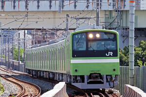 京都鉄道博物館、運用離脱した201系を特別展示 - 4色ラッピングも