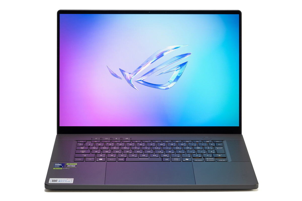 「ROG Zephyrus G16」をレビュー。薄型ボディで120W駆動のRTX 5090 Laptop搭載、16インチのスリムモデル