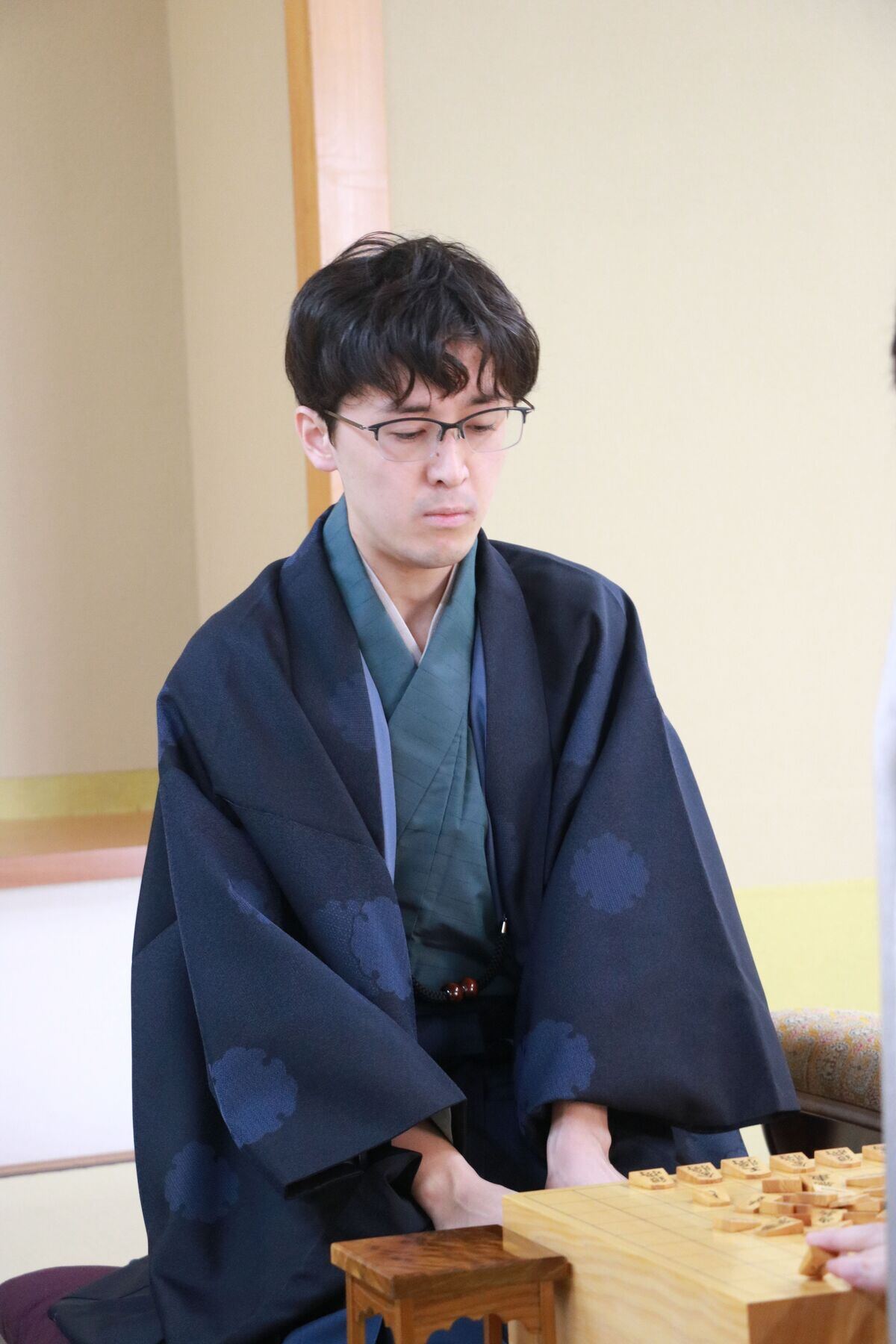 勝った伊藤叡王は「ひとまずタイに戻せてよかった。（終盤まで）わからないまま指していた」と胸中を明かした（提供：日本将棋連盟）