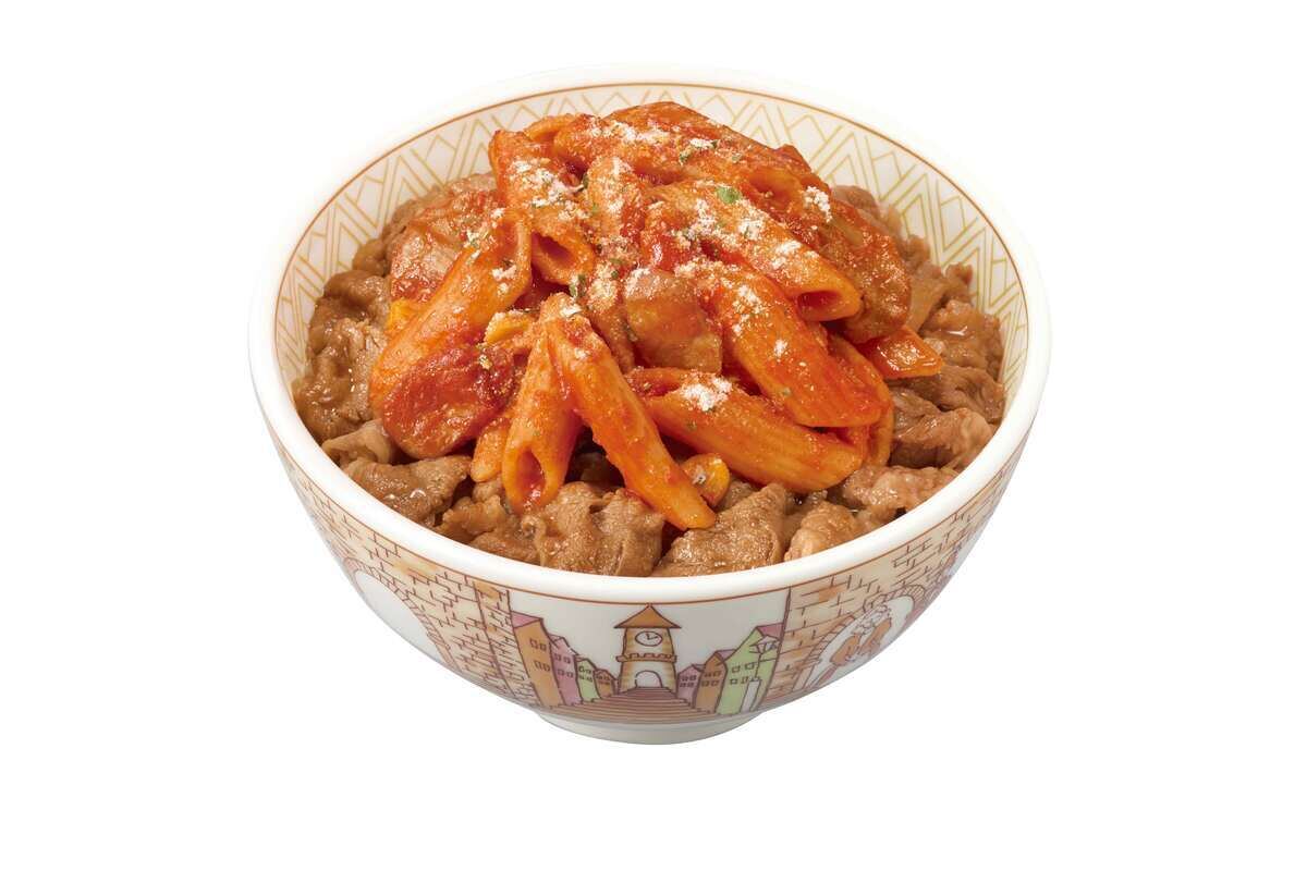 すき家「ナポリタン牛丼」