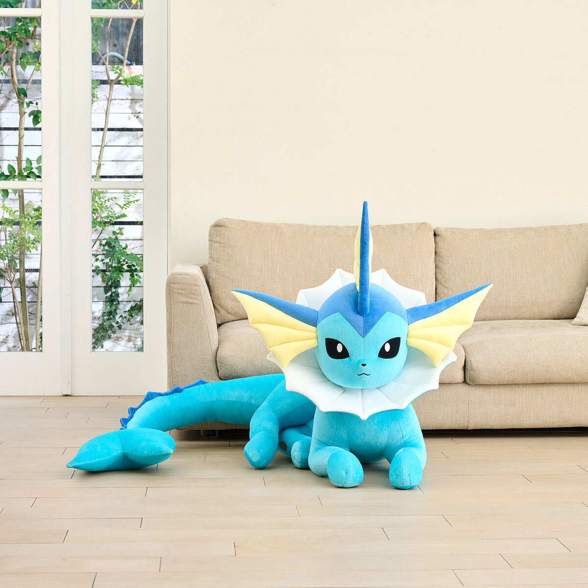 イーブイの進化形たちの等身大ぬいぐるみがポケモンセンター