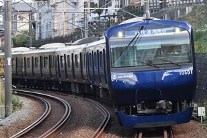 相鉄10000系1編成の車両リニューアルなど、2025年度の設備投資計画