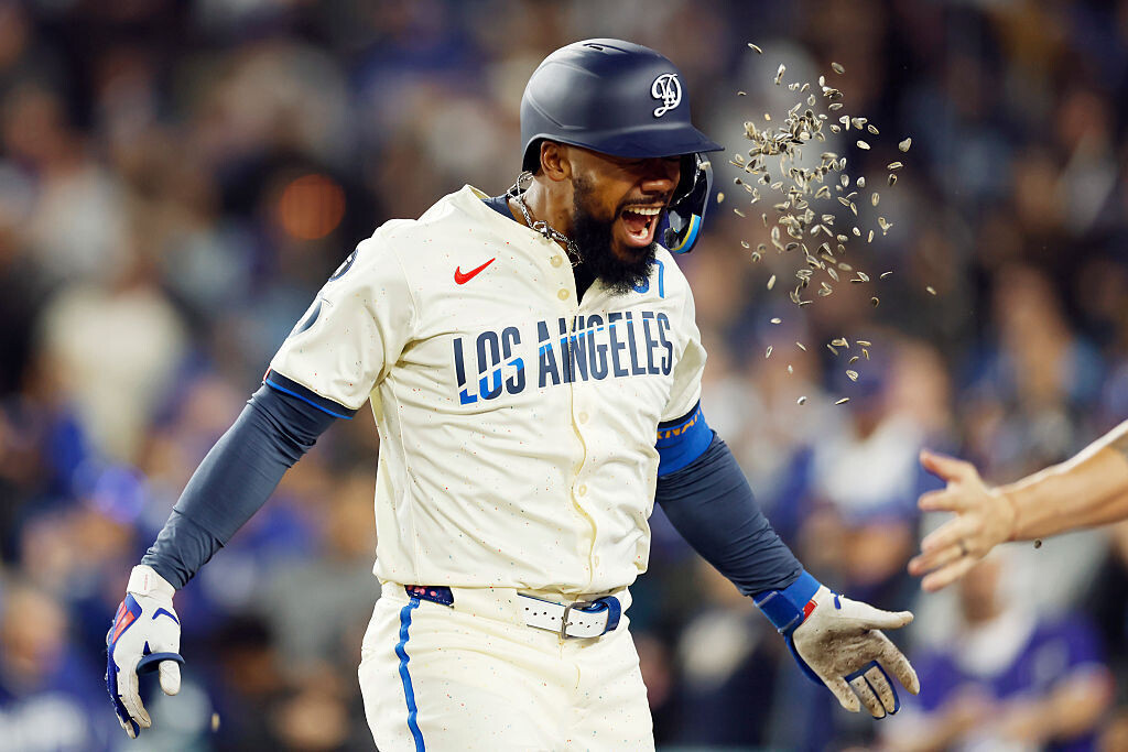 決勝ソロを放ったテオスカー・ヘルナンデス（写真＝GettyImages）