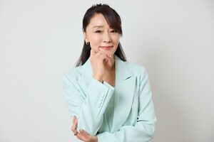 浅野ゆう子、『ワタサバ』で婚活コンシェルジュ役　自身は57歳で結婚「非常に心地よく時間が過ぎている」