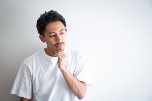 
                中原は、FIRE（早期退職）で失敗する人は、次の2つのいずれかのパターンに当てはまると考えています。「1：FIRE（早期退職）が早すぎて失敗する」「2：FIRE（早期退職）してみたが幸せになれず失敗する」。
            