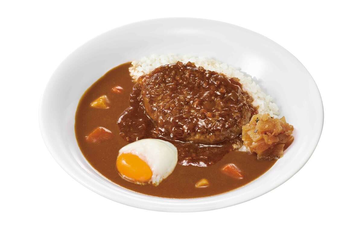 すき家「おんたま煮込みハンバーグカレー」