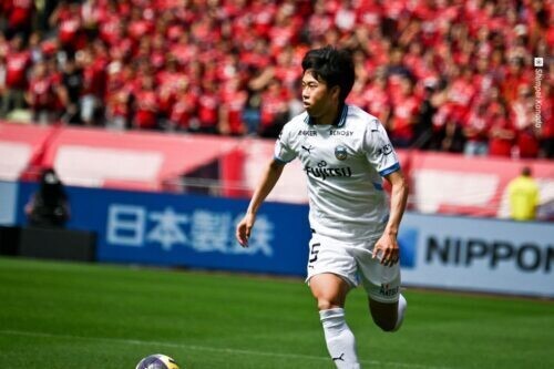 鹿島戦フル出場で1得点を挙げた佐々木旭　[写真]=金田慎平