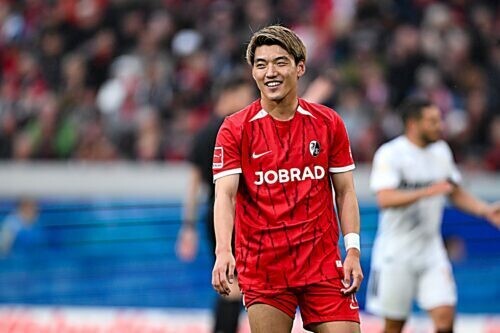 フライブルク退団が報じられる堂安[写真]=Getty Images
