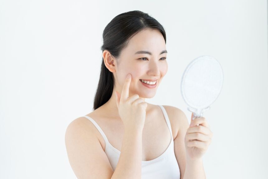 スキンケアと美容医療の違いとは？目的別に選ぶ“美肌ケア”の最適解