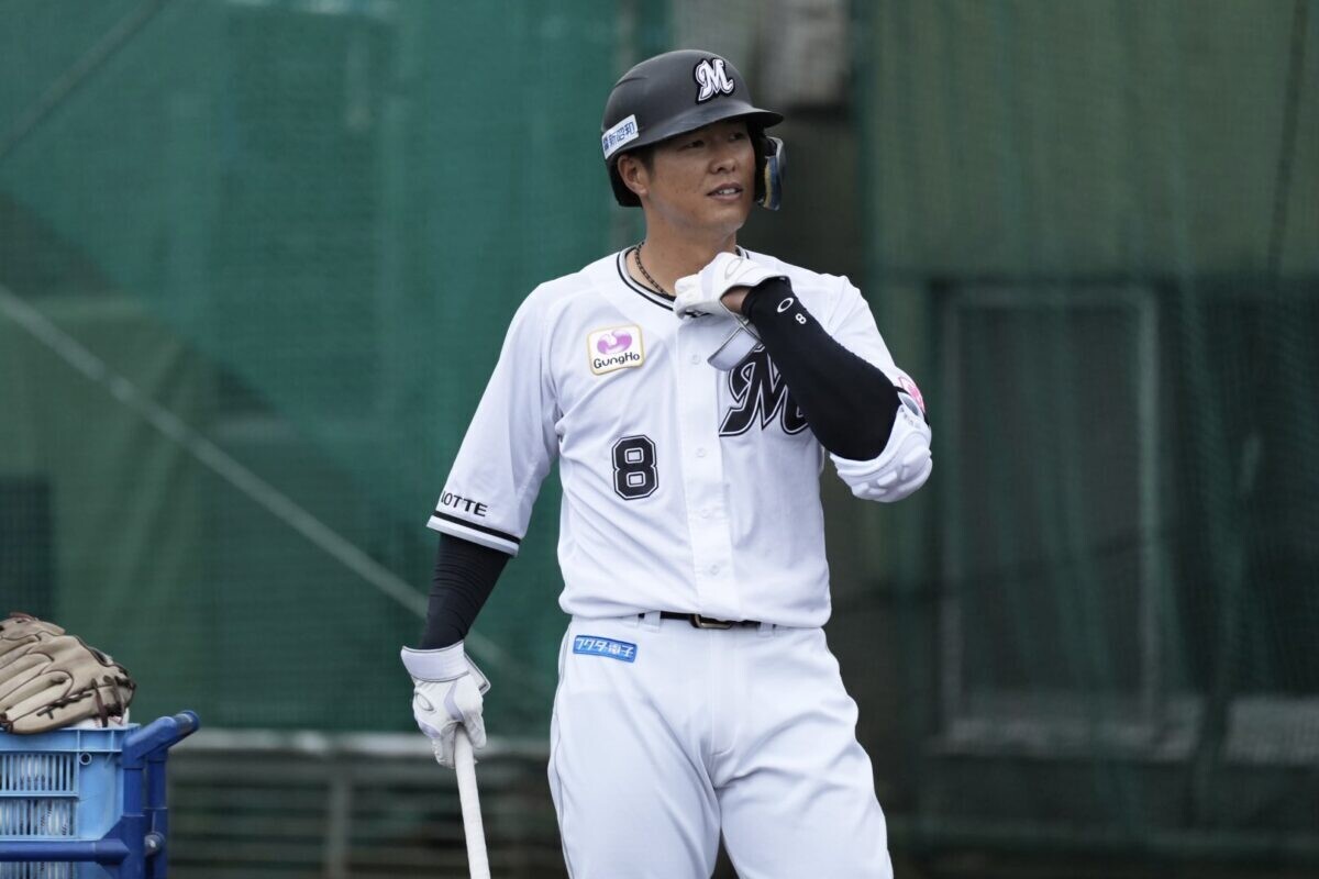 ライブBP前のロッテ・中村奨吾［撮影＝山下拓人］